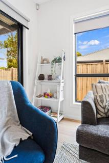Discover a Spacious Modern Gem near The Esplanade - Cowes - 3