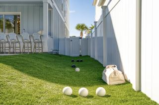 Crystal Blue~Sleeps 28~Heated Pool~Golf Cart - Destin - 3
