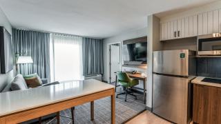 Staybridge Suites Dallas Market Ctr Love Field by IHG - 3
