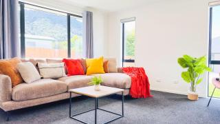 Brand New House with 5 bedroom and 3 full bathroom - Rotorua - 3