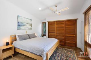 Private Gate to Beach Sleeps 10 - Cowes - 8