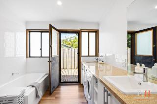 Private Gate to Beach Sleeps 10 - Cowes - 6