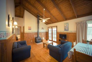 Sanctuary Park Cottages - Healesville - 4