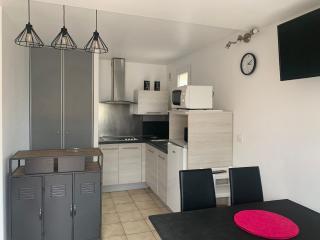Maison calme proche plage et surf à Biscarrosse - 4 pers, terrasse & BBQ, ménage inclus - FR-1-319-464 - Biscarrosse - 0