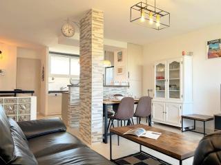 Appartement 3 pièces refait à neuf avec parking, 4 couchages, proche plage et commerces - Le Lavandou - FR-1-251-584 - Le Lavandou - 0