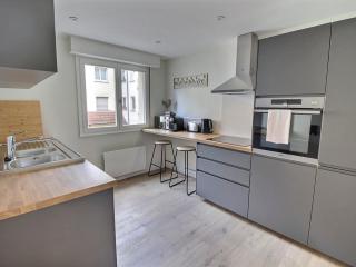Appartement rénové près du centre de Colmar avec balcon, 2 chambres et Wi-Fi inclus - FR-1-722-7 - 9