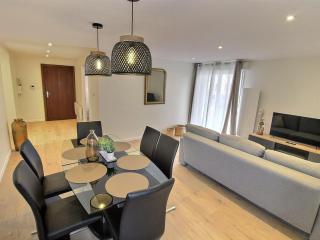 Appartement rénové près du centre de Colmar avec balcon, 2 chambres et Wi-Fi inclus - FR-1-722-7 - 3