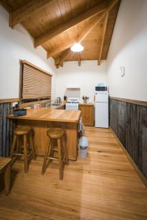 Sanctuary Park Cottages - Healesville - 2