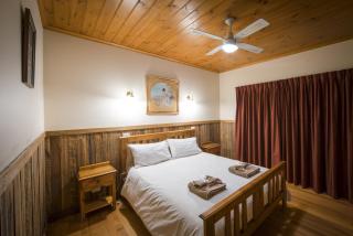 Sanctuary Park Cottages - Healesville - 1