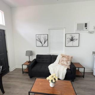 Charming 2BR! Close to FQ & Bourbon st. - New Orleans - 2