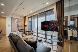 Lumiere Riverside - Raymond Holm - Luxurious 5-star apartment - Ho Chi Minh - 5