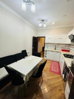 Central apartment by Azerbaijan Housing - 3