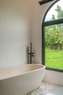 Villa Honey - Stunning 2 bedrooms Villa Close to The Beach - Canggu - 2