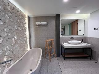 Luminor Hotel Legian Seminyak - Bali - 3