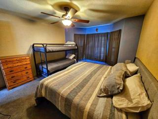 The Peaceful Escape: Hiking, Fishing, sleeps-12 - Susanville - 2