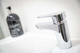 Kings Arms Suites - Deluxe Room - En-Suite - Self Check In - Whitehaven - 3