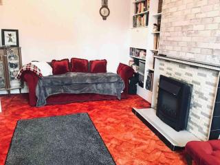 Newtons Lodge - 3