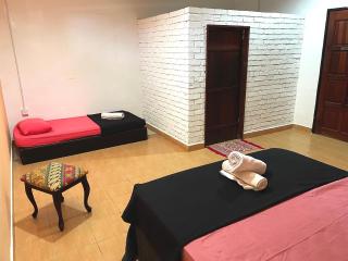 Home Sol Guesthouse - Pantai Cenang - 1