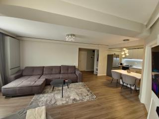 Royal Trip Luxury Apartment Sinaia - Sinaia - 3