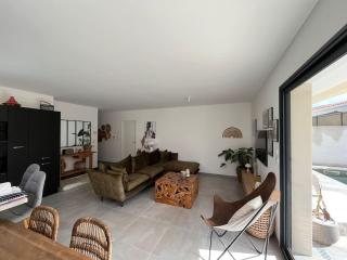 Jolie maison avec piscine - 6