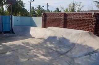 Hangten's Surf Skate Hostel - Arugam Bay - 1