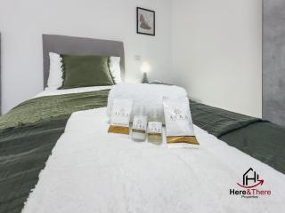 Elegant Apartment - Airport 5min - AC - Smart TV - Genova - 3