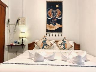 Vangvieng Pool House Hotel - Vang Vieng - 9