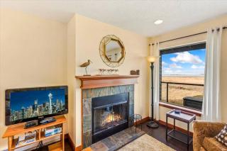 Whale Song Condo #29 - 8