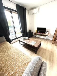 Ty Cosy - T2 proche du centre de St-Denis - 1