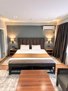 Ziyorat Luxury Hotel - Fergana - 4