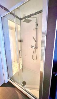 Sunny's House - Milan - 1