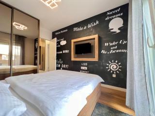White Homes 105 - Central Point - Podgorica - 1