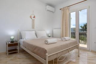 Altamira Holiday Apartment - 6 people, veranda with views - Kalpaki - 0