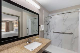 Days Inn by Wyndham Childersburg - Childersburg - 0
