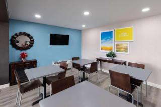 Days Inn by Wyndham Childersburg - Childersburg - 5