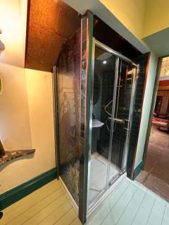 Victorian Copper Cottage - 1