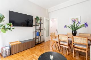 A night at the Museum, Lux apt next to the National Archaeological Museum of Athens - 5