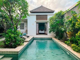 Villa Narada - Convenient Location - Private Pool - 3BR Villa - Seminyak - 0