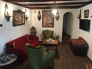 Tarihi Osmanlı Evi - Beyzadeler Konağı Ev Sahibi ve Yöneticisi - Bekir Yenerer Ruhsat No 14-75 - 4