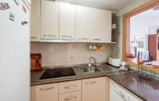 2 Bedroom Beautiful Apartment In Fuengirola - 6
