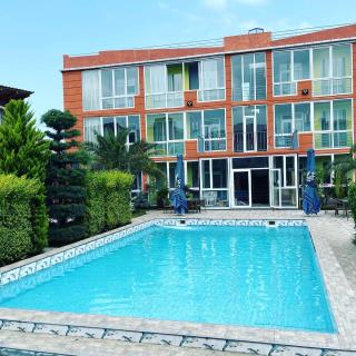 Hotel Buta - Batoemi - 0