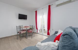 Stunning Apartment In Cesarica With Wifi - Cesarica - 7