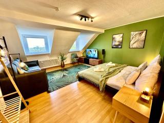 Dschungel Wohnung, geräumig, Netflix, Sonos, zentral - Duisburg - 6