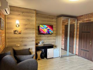 Готель Довбуш - 6