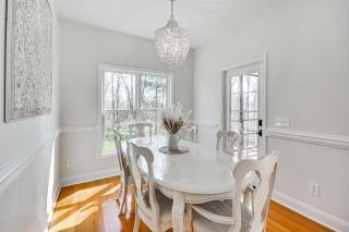 Bright and Elegant Home in High Point with Deck! - 2