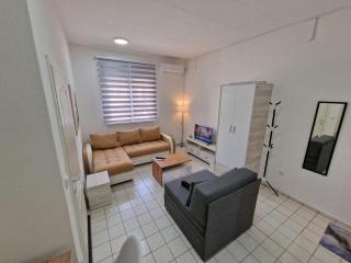 Studio Petrovac B - 2