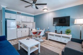 Sunset Beach Suites at Madeira Beach! Pet Friendly with Summer Breezes! - Suite 6 - St Pete Beach - 8