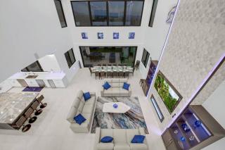 An Architectural masterpiece with unparalleled beauty, elegance and amenities - Temecula - 8