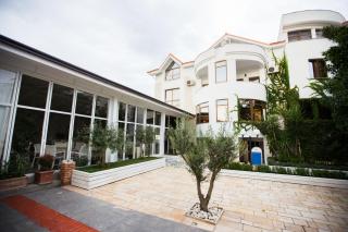 Vila Arber - Golem - 0