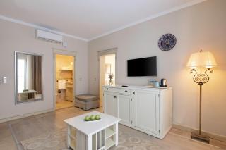 Alaçatı Beach Resort - Yumru - 8